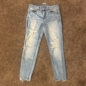 2/$30 Size 6 American Eagle stretchy jeans